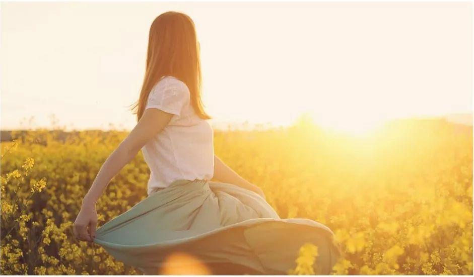 身体健康，懂得人情世故，专注赚钱！