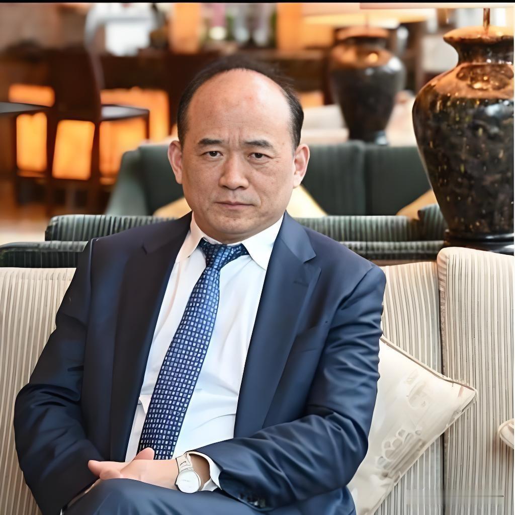奇了怪了！兰世立的东星大厦，为啥变成了光谷国际广场？30亿双子楼，还能拿回来吗？