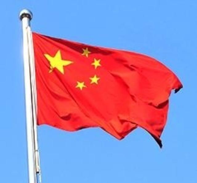目前中国的最大问题，不是台湾问题，不是与美国的问题，也不是与日本问题，中国如今最