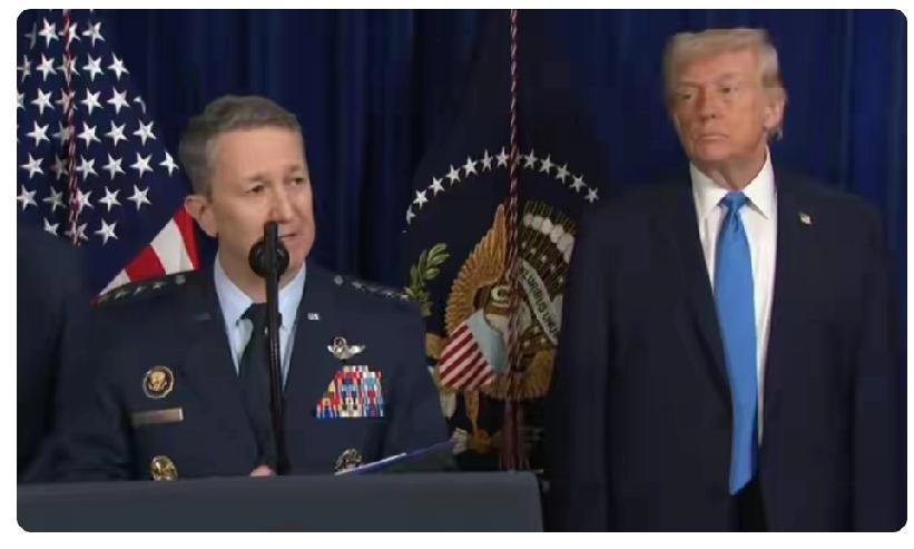 美军参联会主席丹·凯恩警告对伊朗动武可能带来重大风险，这事儿挺值得琢磨。当地时间