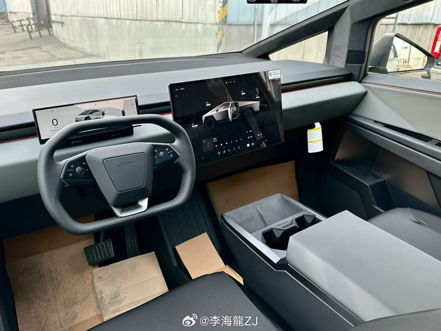 25款特斯拉赛博皮卡 乘用车手续现车 随时可以提车  26款 三电机 4月底期货