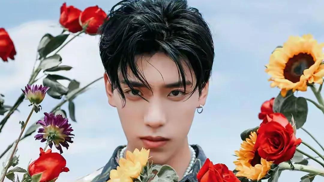 山西盛产美男子：看看这10位男明星，真是一个比一个养眼啊！

（一）王子异，身高