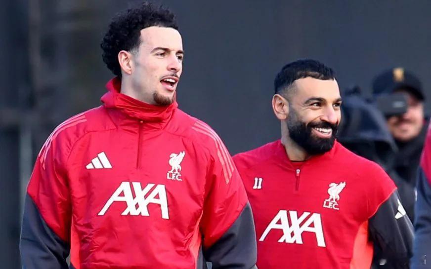 利物浦 琼斯昨天在接受天空体育台采访的时候透露，萨拉赫周一离队去非洲杯之前，向队