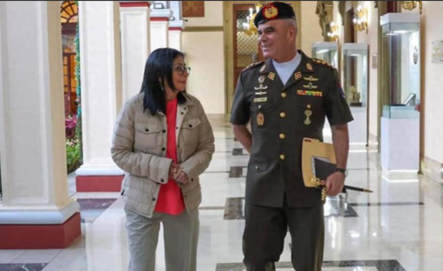 委内瑞拉的天，终究是变了！在经历了整整18天的死寂后，加拉加斯突然传来一声惊雷，