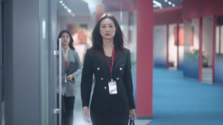 我们家诗晴这次赢麻了 耀山楼事件一眼看穿关键！两台联播的破局方案既揭真相又创高收