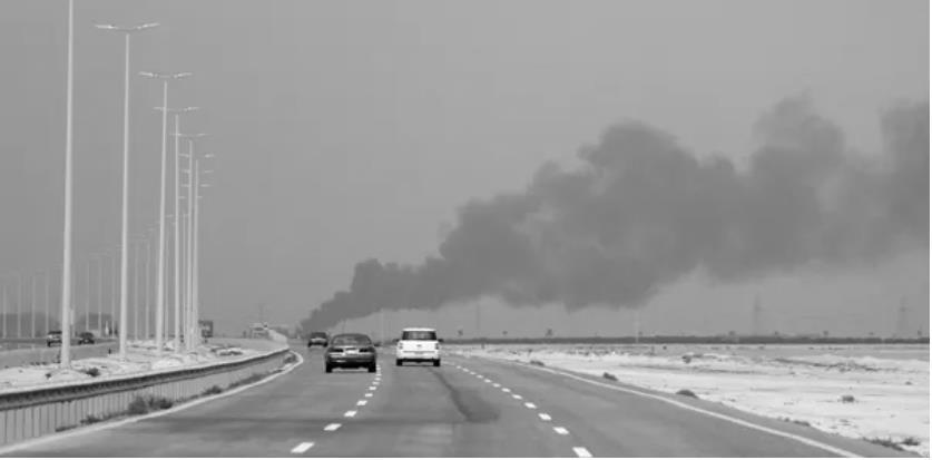 沙特阿美炼油厂遇袭事件矛头直指以色列
     以色列以伪装身份对沙特阿美位于拉