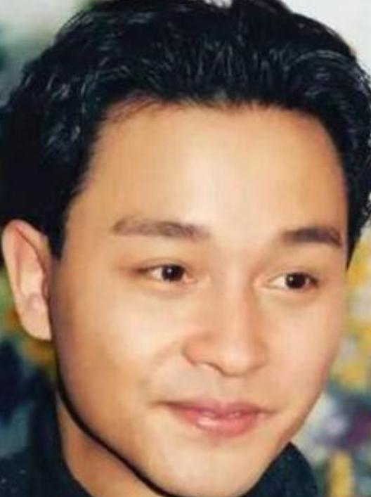 2026年4月1日，社交平台被张国荣和张雪同时刷屏。前者是逝世23年的传奇巨星，