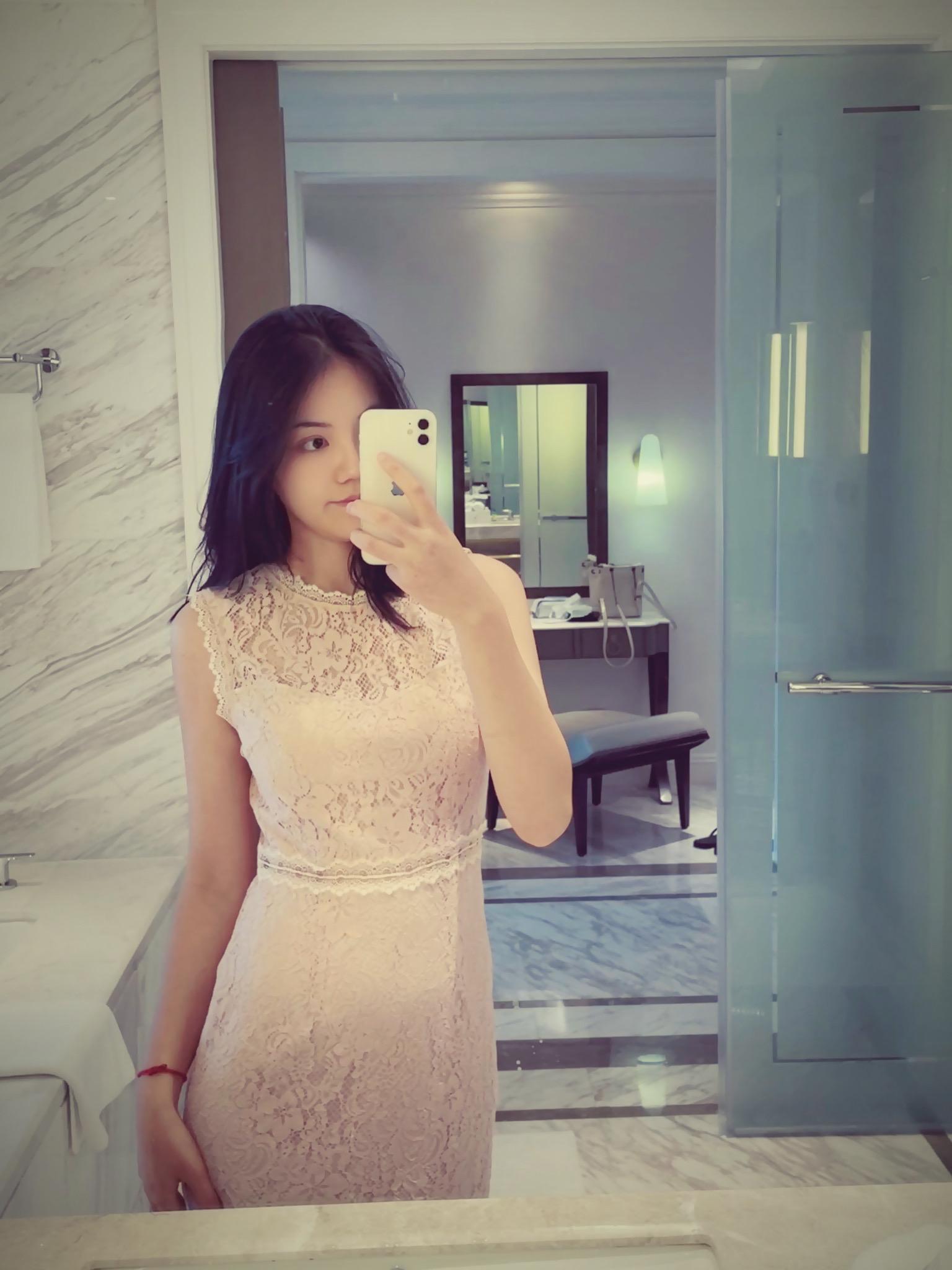 你温柔的唇 致命的眼神