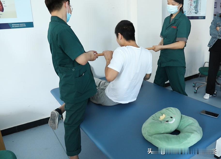 康复只是辅助，不用太在意？
 
怎么到现在还有人说康复治疗不重要啊？
有人说，康