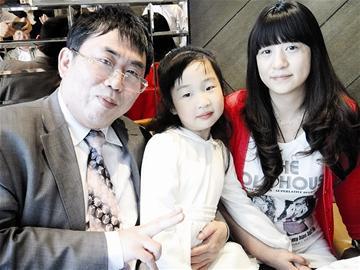 女儿深夜发文痛悼
1月14日晚，中国围棋协会名誉主席、“棋圣”聂卫平九段在北京病