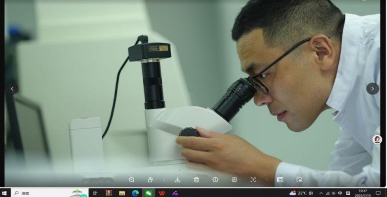 深圳这俩人火了 东北博士的双重身份：科研达人+脱口秀爱好者，冷博士用微生物技术改