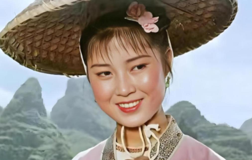[微风]她是中国第一个执行死刑的明星，却在刑场上大喊不公平，1992年，靠“刘三