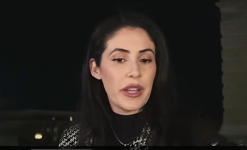 记者:“鲍威尔说这是出于政治动机，试图向他施压以降低利率，您对此有何回应？”
