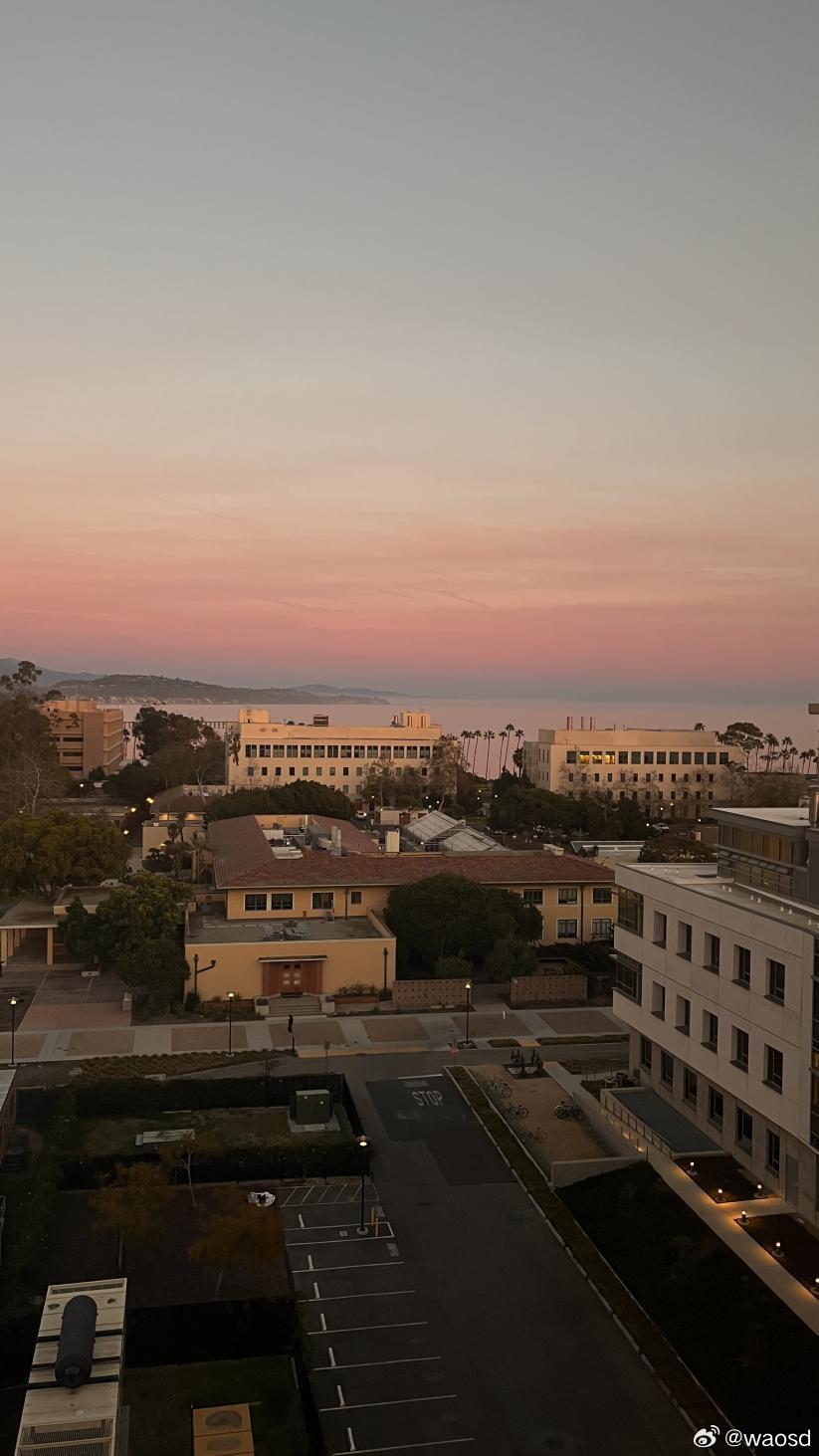 地球一小时｜允许自己和世界一起暗一会儿我这一生，好像都在亮处赶路。从太原，到北京