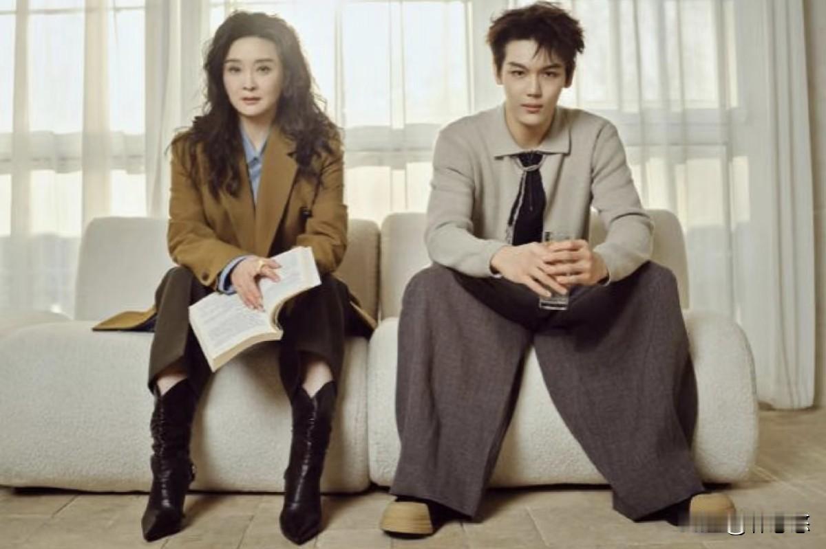 王艳的儿子是也要进娱乐圈了么？感觉王艳经常带着他出来活动。
果然，星二代想进娱乐