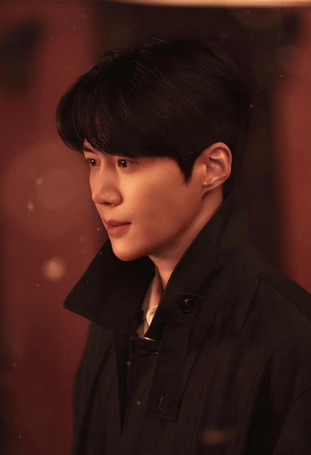 那个被全网唾骂的男人，刚刚赢下了最高荣誉。
你记得他。2021年，一条匿名爆料几