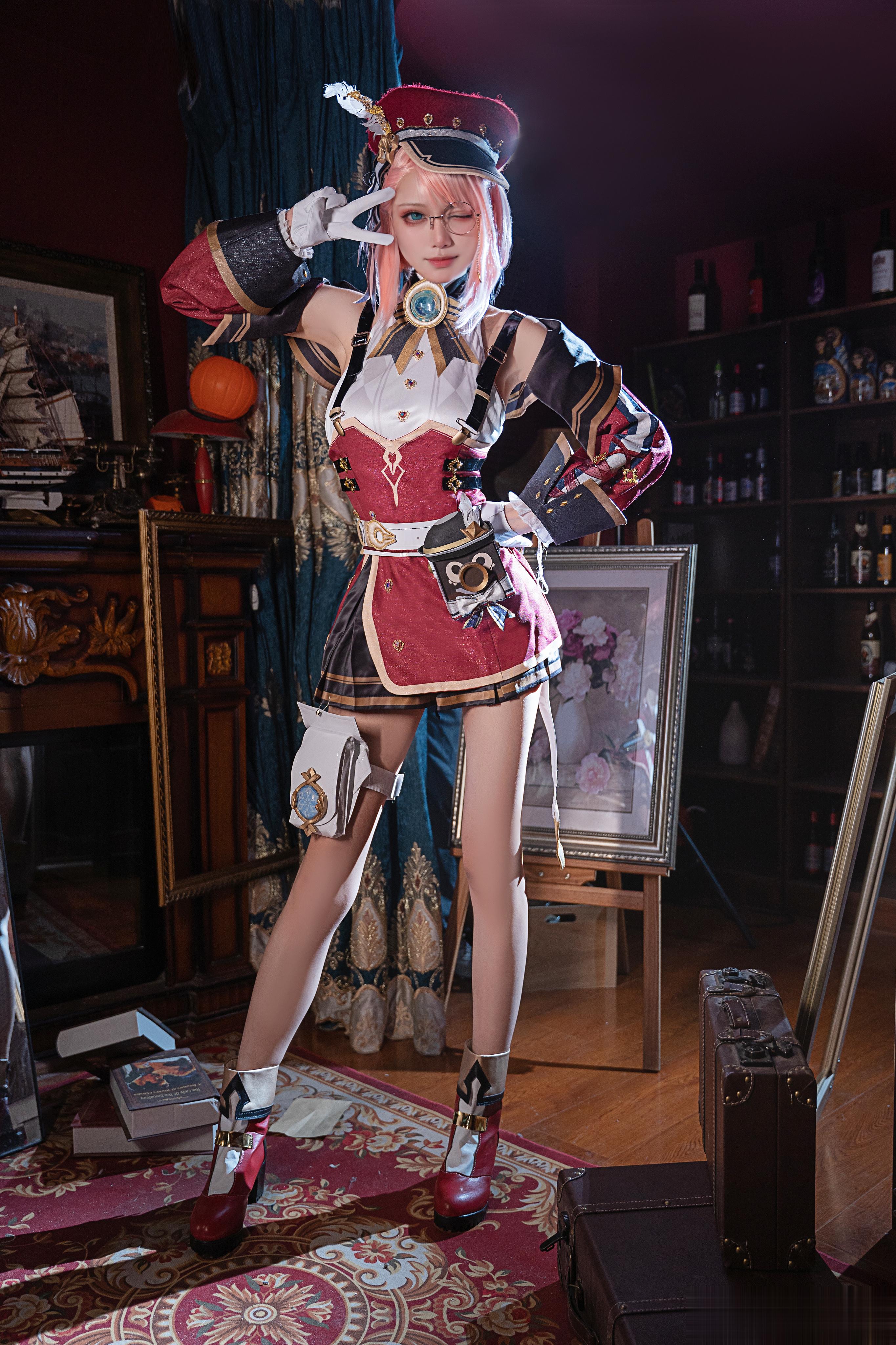 原神站姐  唯一狙神#原神##突破次元壁##cosplay##原神夏洛蒂# ​​