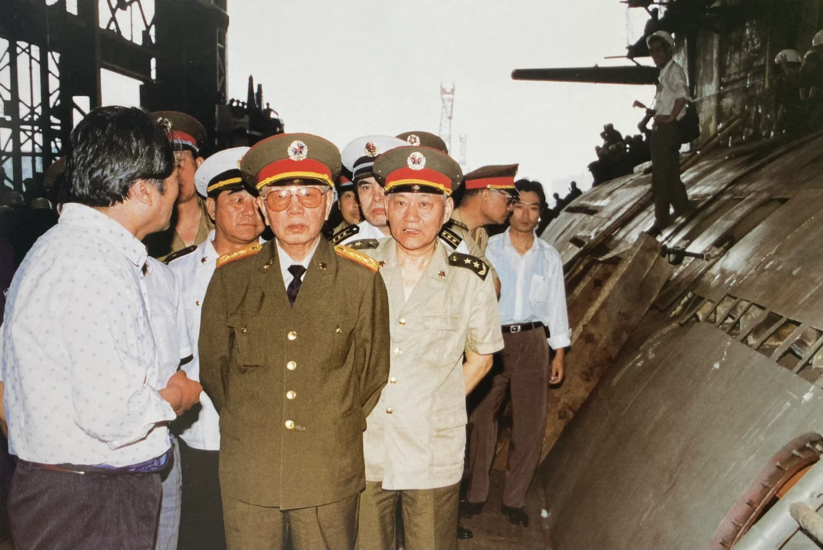 1994年5月在武昌造船厂