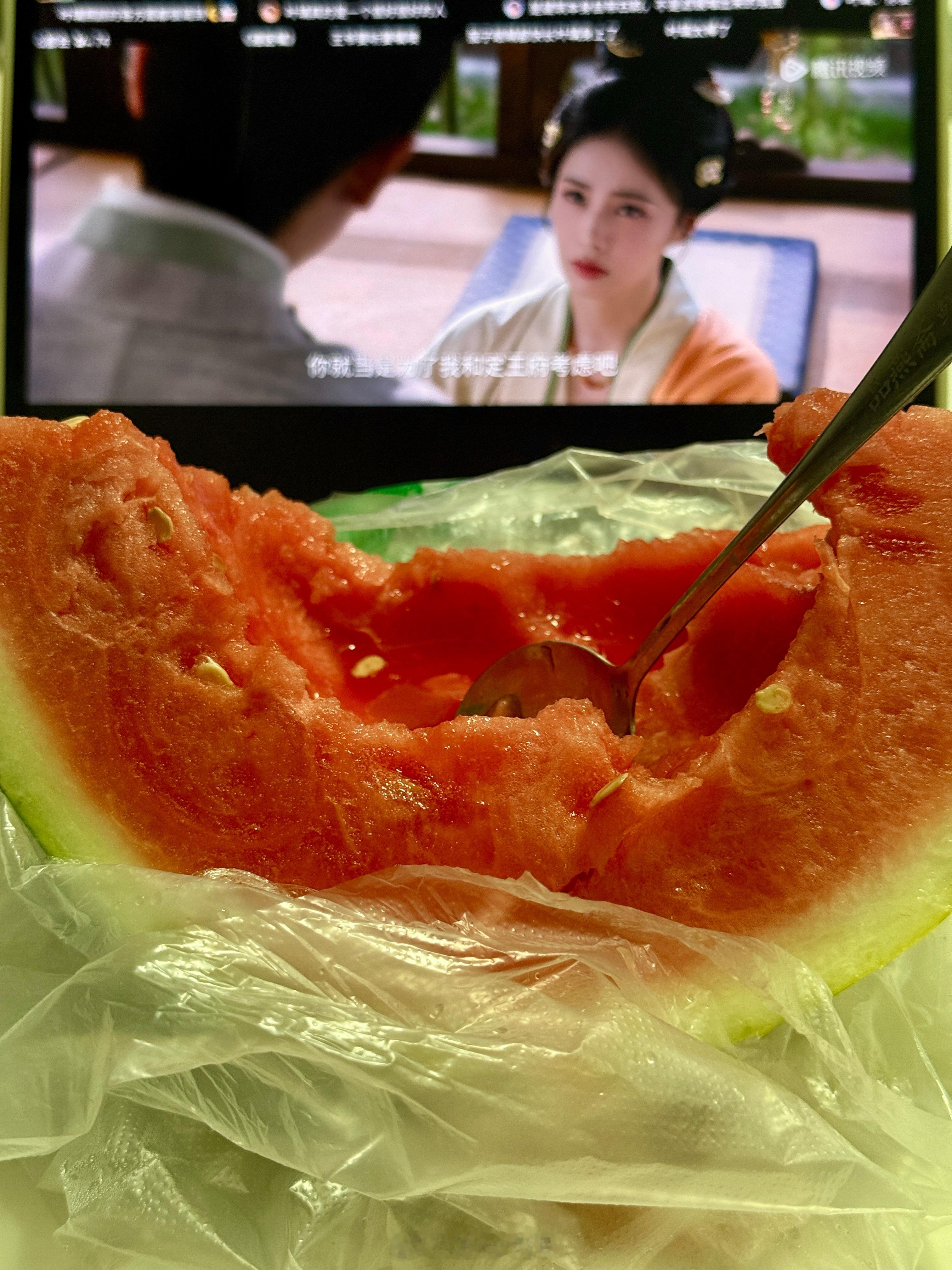 忙到飞起的一天结束了🍉 
