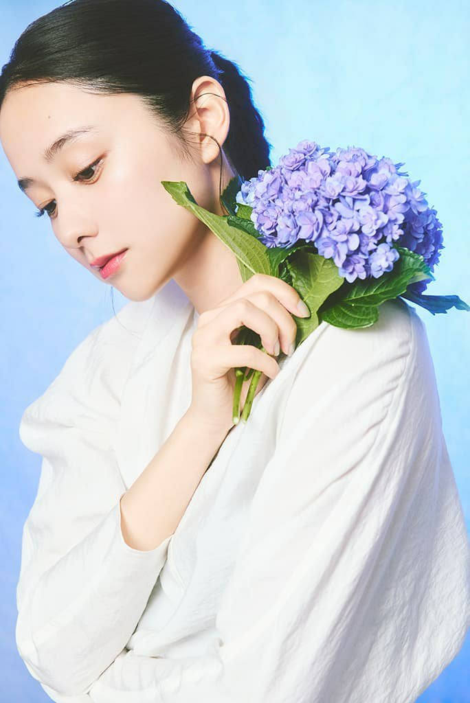 日娱新闻堀田真由 堀田真由 日媒《landoer》采访美图。 ​ ​​​