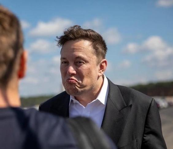 马斯克对中国的评价，让美国人看清了“真相”，他表示外界一直在低估中国，东方大国并