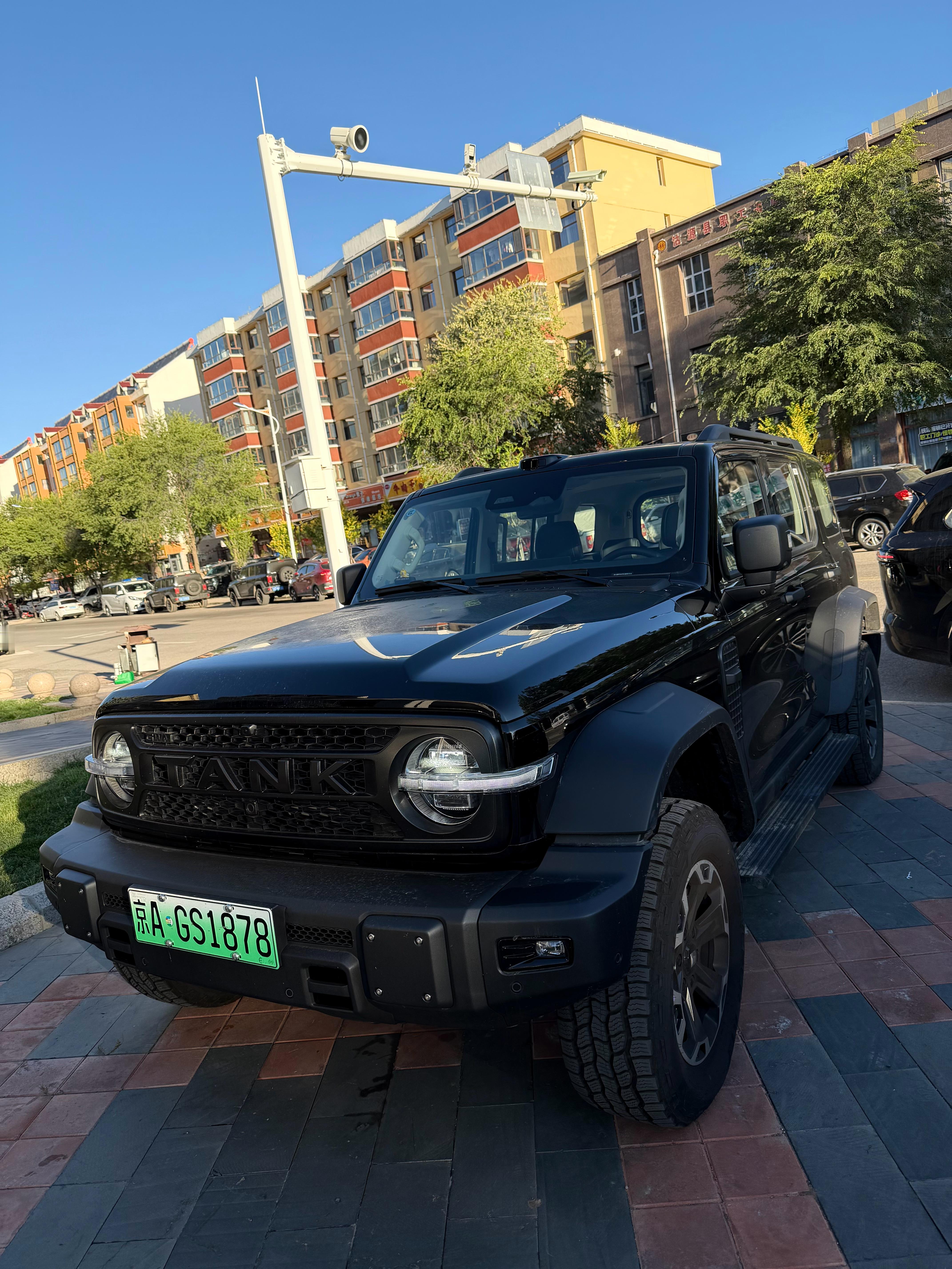跟大老师带我的小黑狗er老掌沟玩一天[春游家族]我那可怜的吉普车～很久没爬山也没
