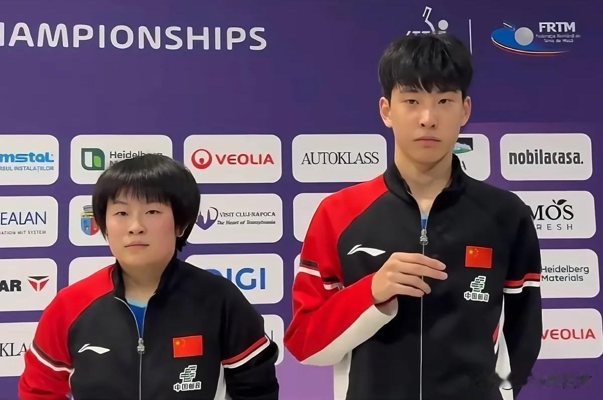 乒乓球世青赛U19混双决赛，李和宸/覃予萱在先丢一局的不利局面下连扳三局，以 3