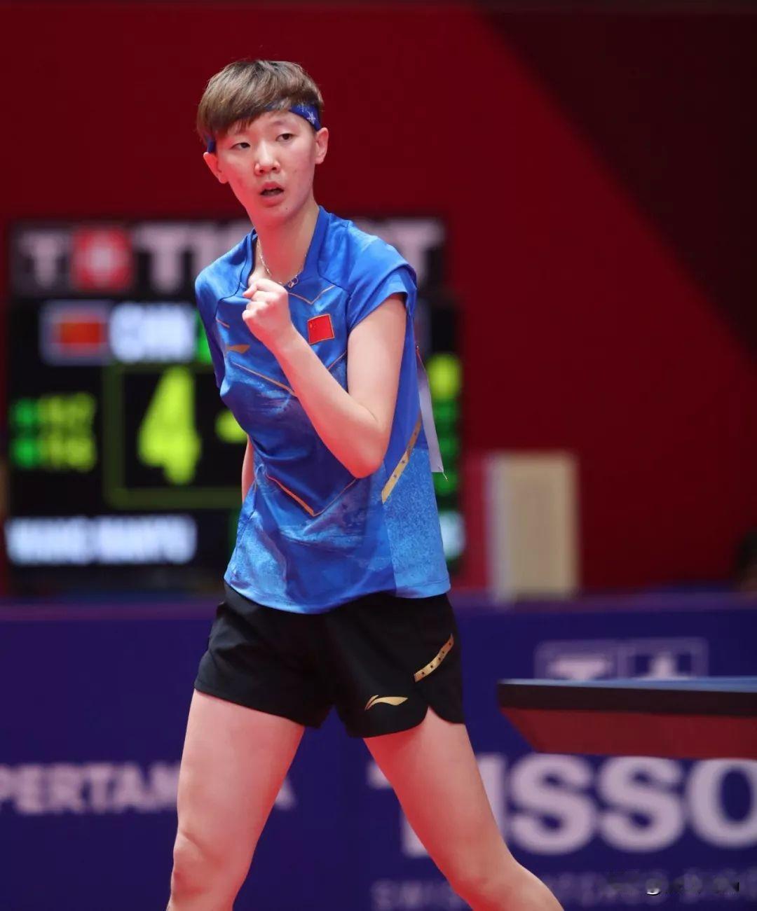 成都混合团体世界杯，国乒三连胜晋级八强
小组赛第三场比赛，国乒终于在阵容上做出调