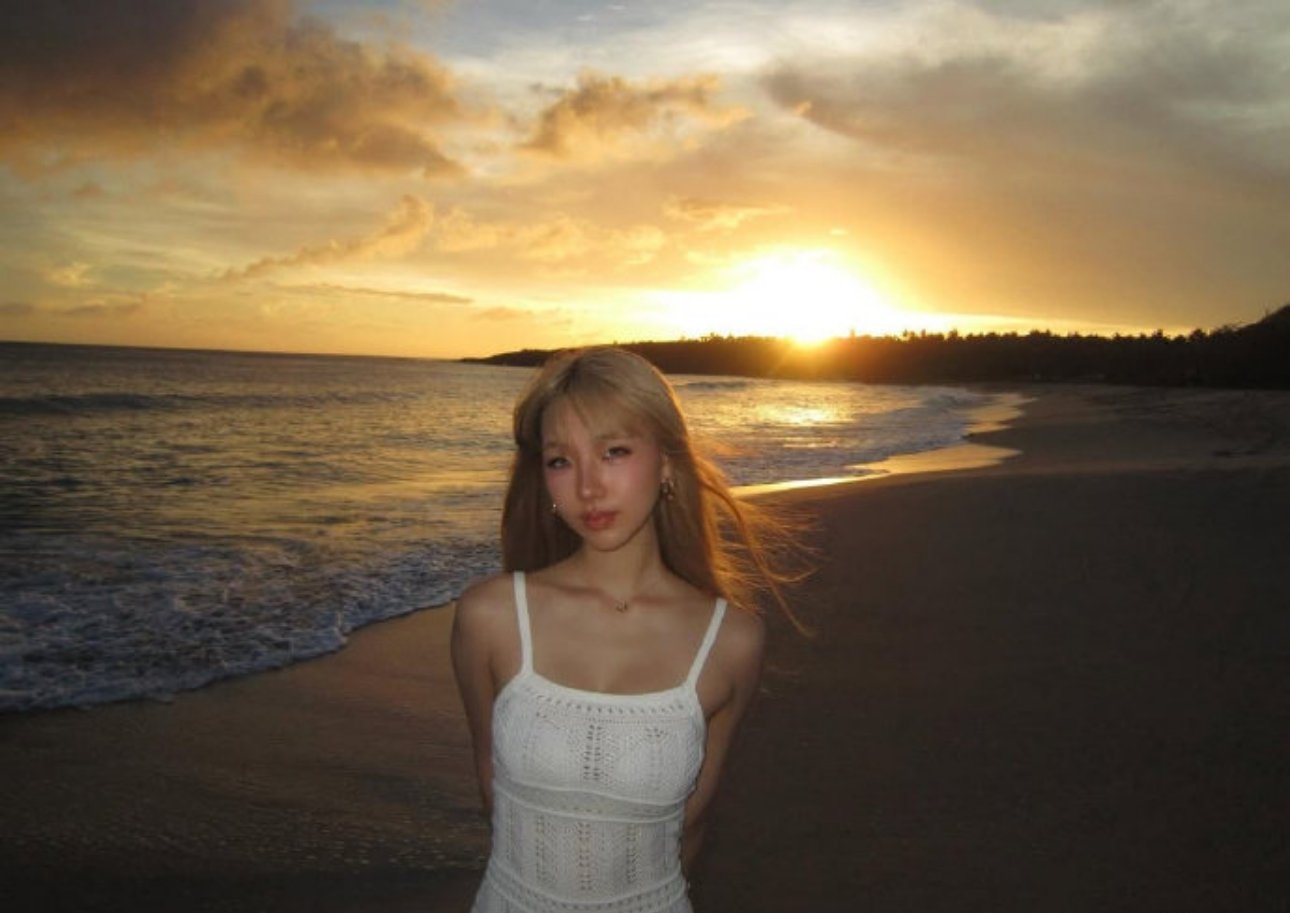 小S大女儿金发，金发真的超适合妹妹，海边氛围感满满！ ​​​