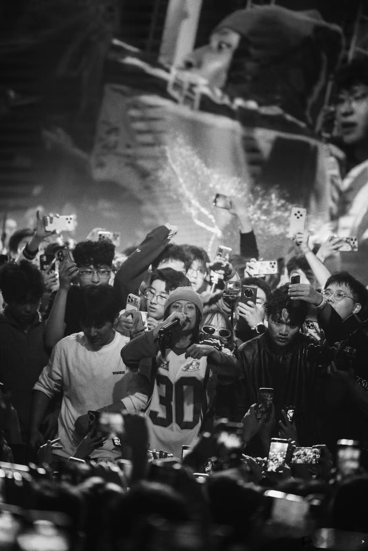 布瑞吉现场是神吗….布瑞吉巡演高强度有氧有点急事要去布瑞吉巡演一趟