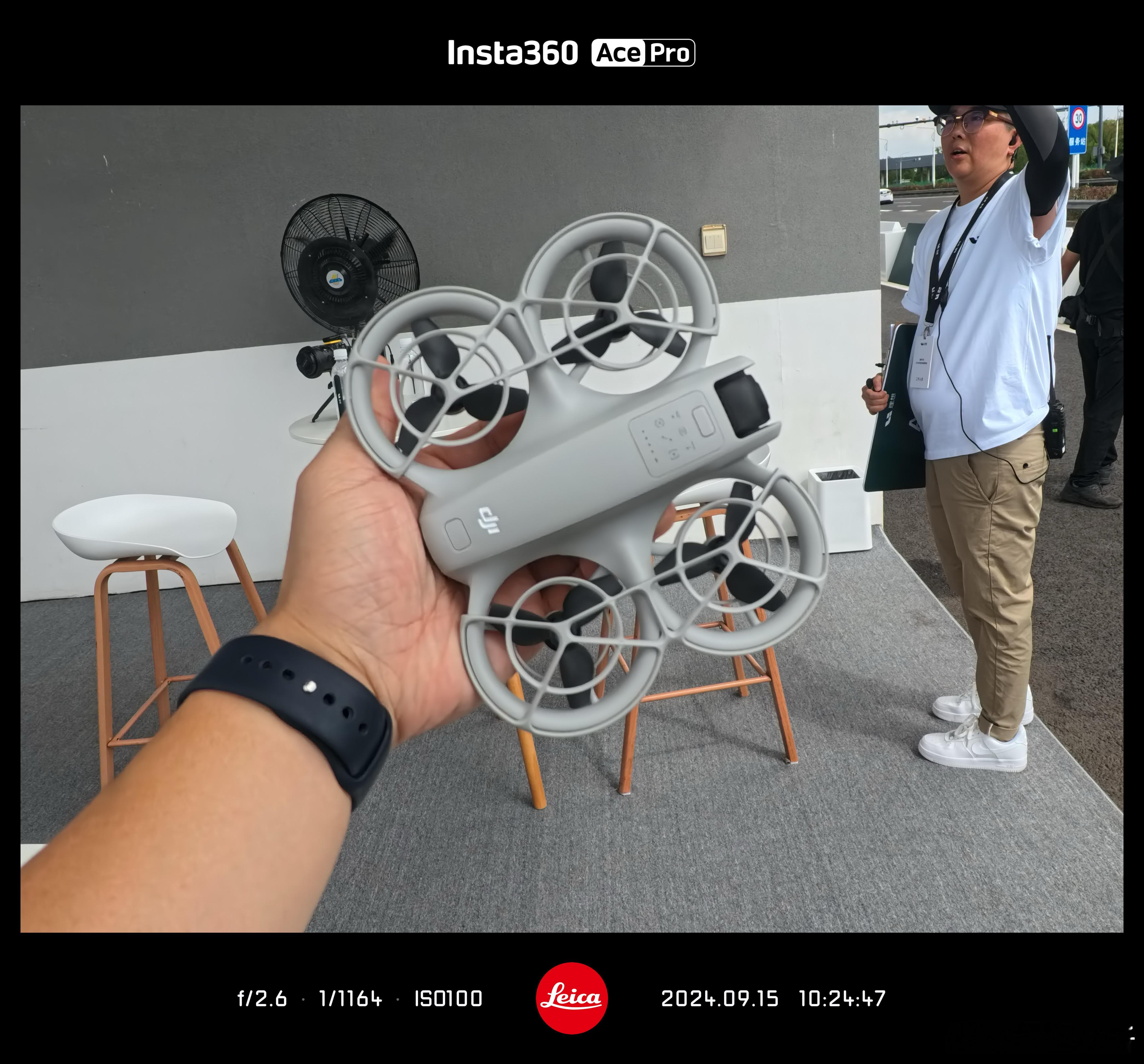 DJI NEO 挺好玩的关键价格也不贵#djineo##dji# ​​​