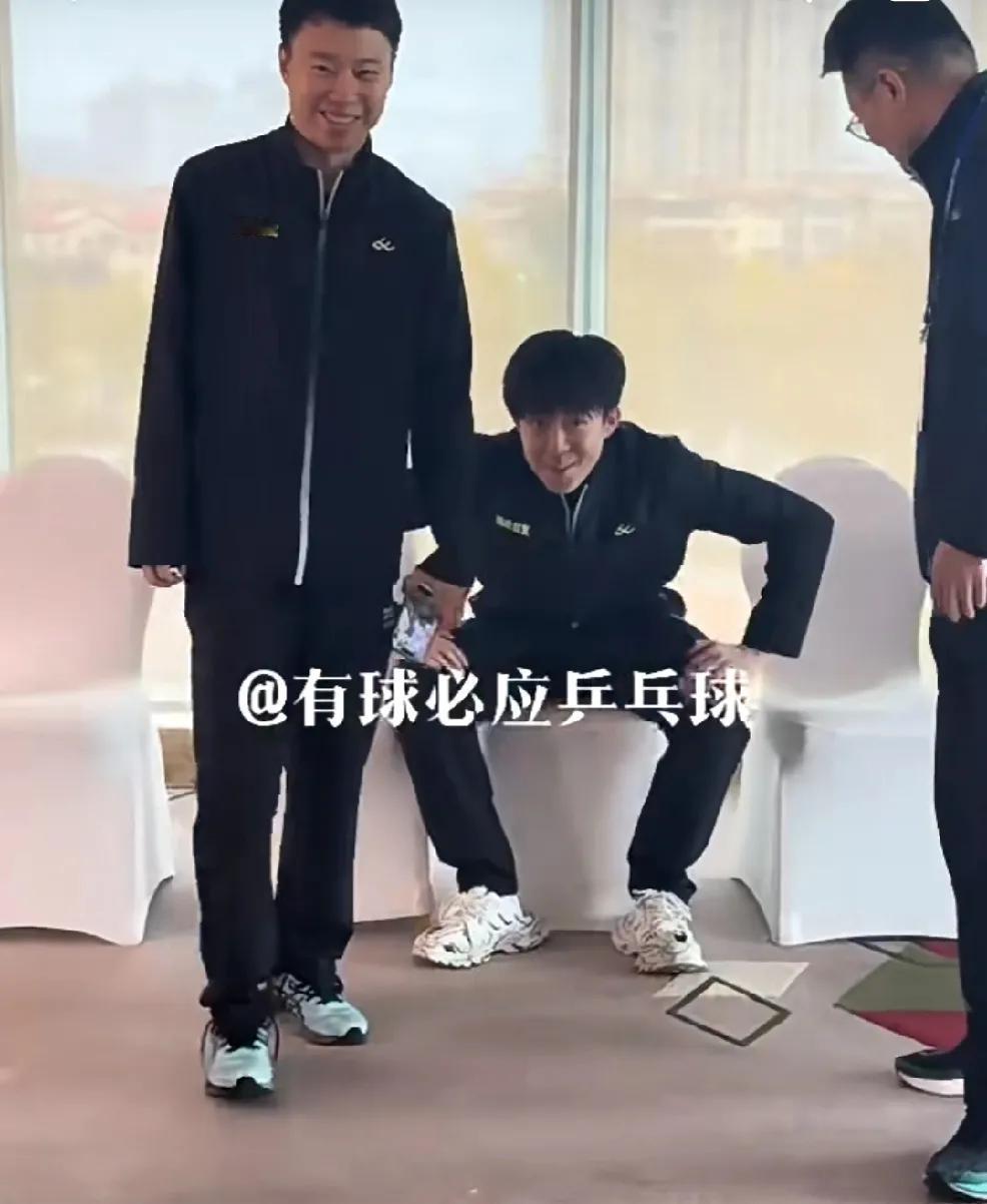 乒超联赛要开始了，
昨天各大俱乐部的少爷们大部分已就位
魏桥的已经开始训练了。