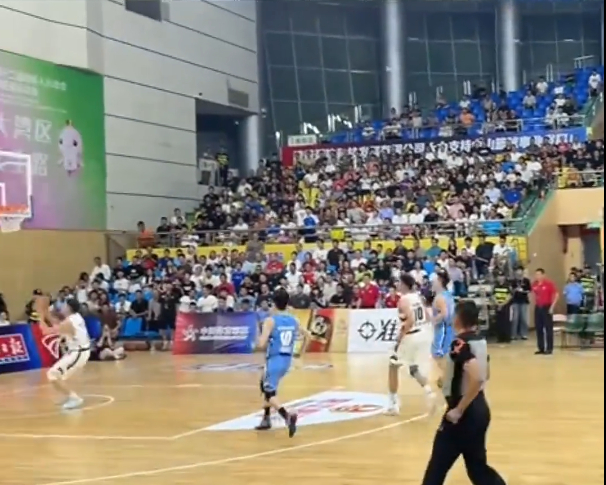 #粤BA揭幕战中山队准绝杀广州队#【粤BA揭幕！中山队反客为主、准绝杀广州队】#