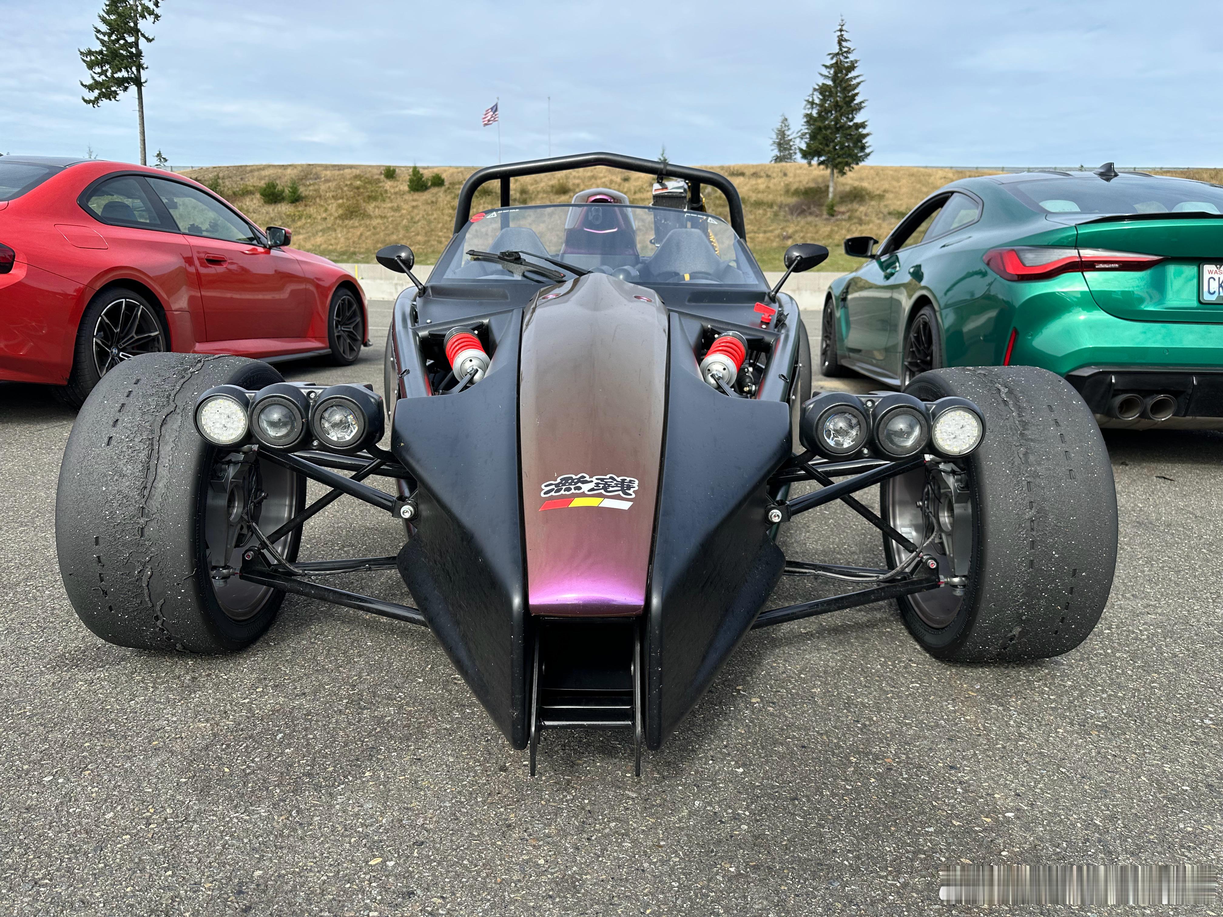 Ariel Atom4: 靠全车金属管打爆GT3？这辆车是英国Ariel公司手工