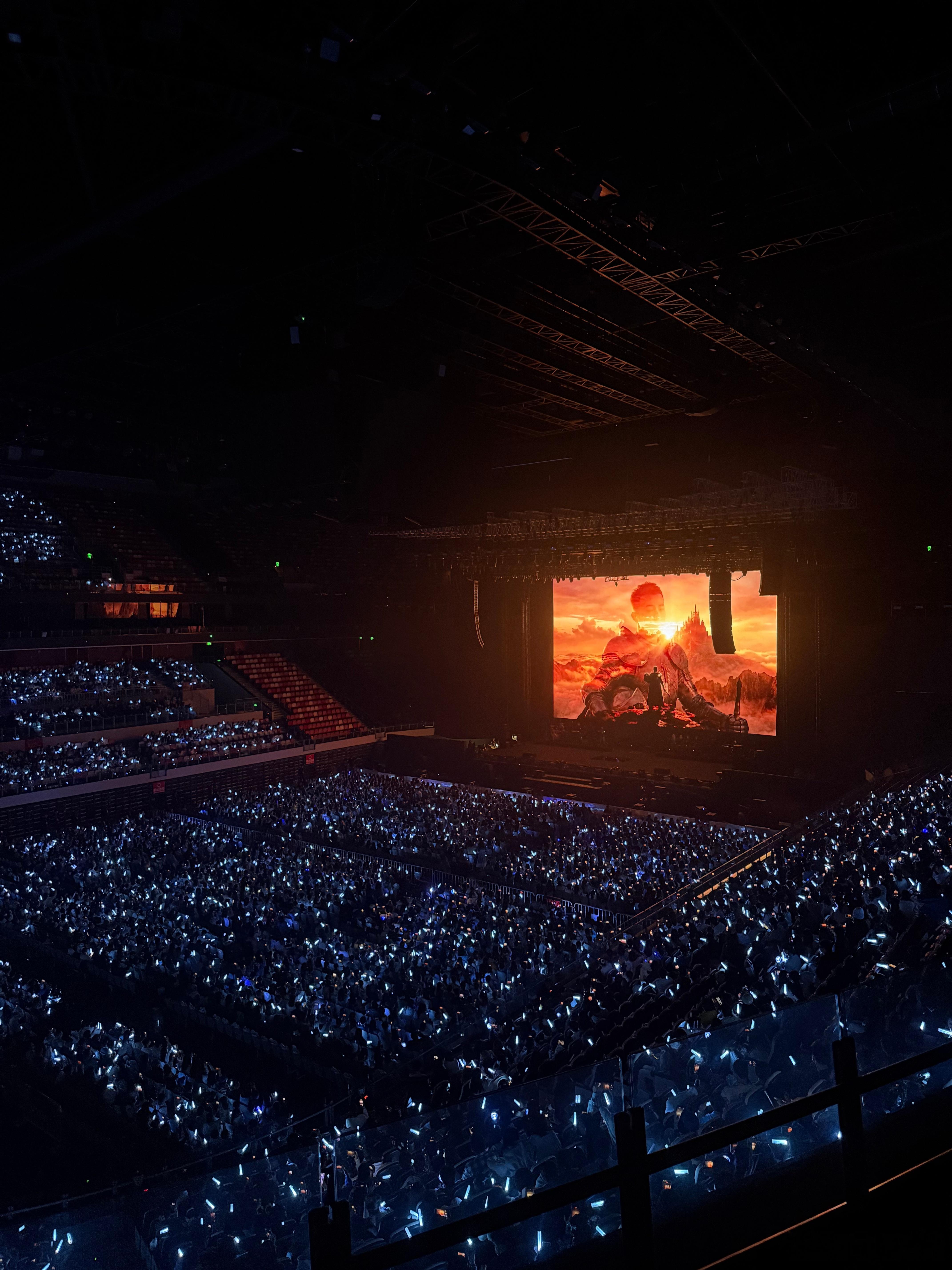 欧豪唱歌还得是看现场 欧豪你多久没有在音乐会现场又唱又跳了！这就是初代偶像的魅力