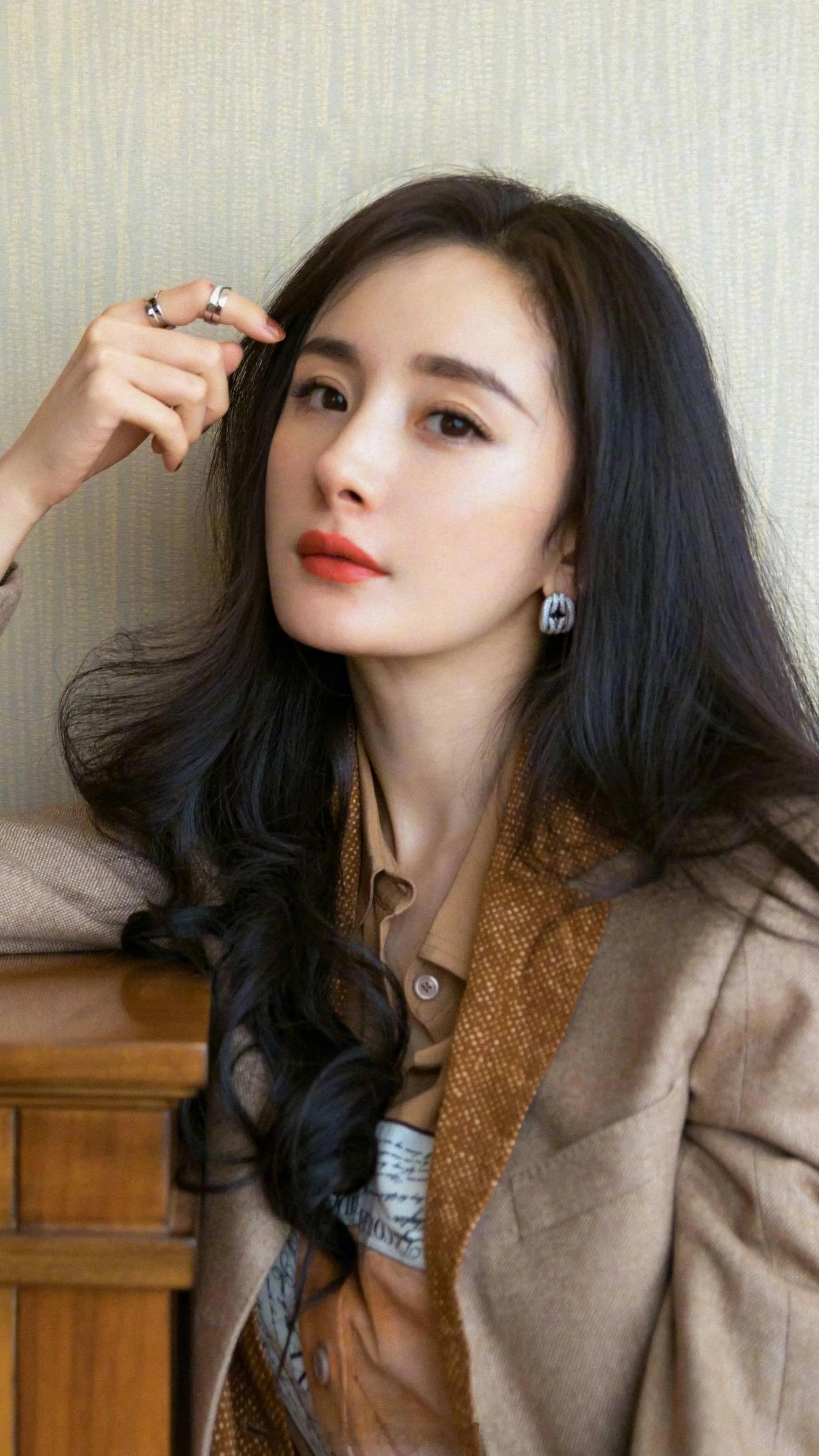这是杨幂还是小糯米 明星的孩子很正常，即便是杨幂的女儿，肯定也不会差。但必须得承