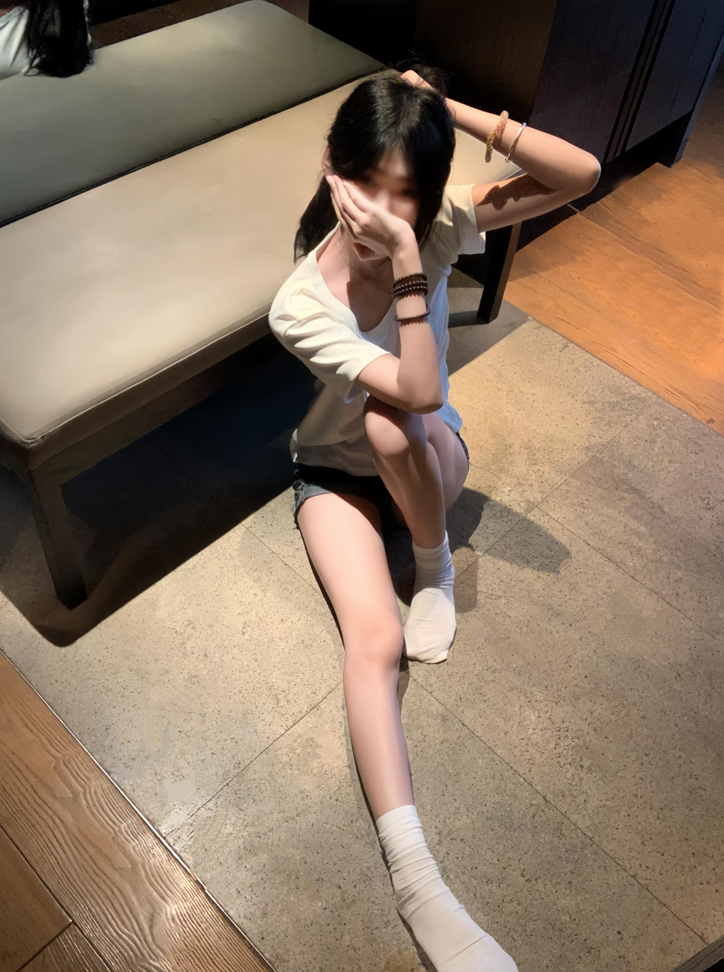 你变了好多 又或许 你从头到尾都是装的