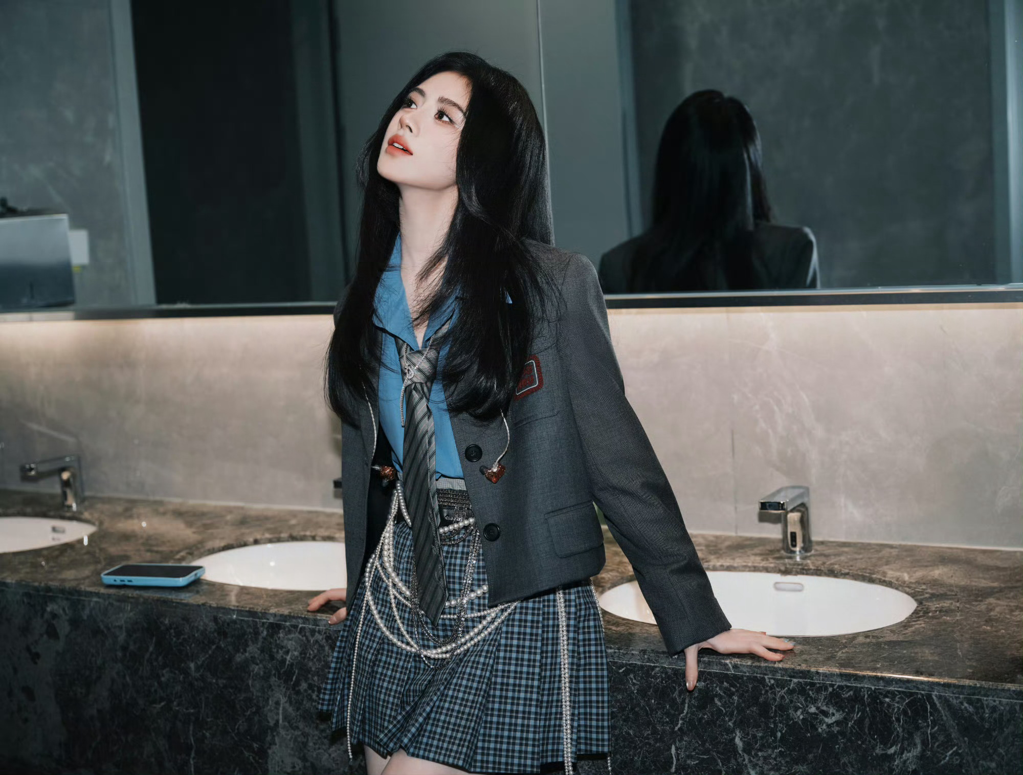 鞠婧祎  jjy鞠婧祎万花世界 jjy鞠婧祎苏绿夏 “有你 平淡也有了意义.”