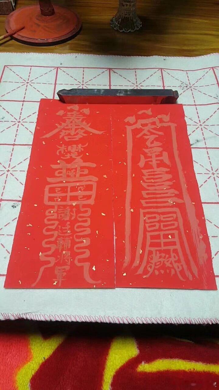 官杀混杂的命盘，最忌早婚，因为看不清人。但一旦过了30岁，尤其是走到"印星"大运