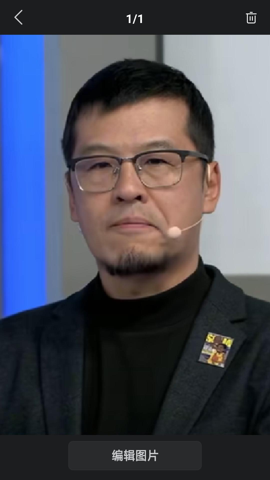 国内著名篮球评论员杨毅接受采访时，对小将张子宇的未来发展充满期待。杨毅说:张子宇