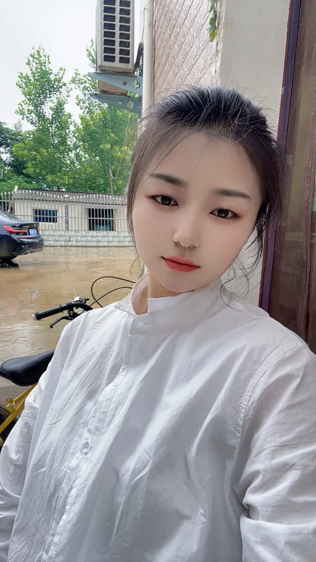 一次次的降低自己的底线和原则，去理解，去迁就，去妥协，去被迫接受，事实...