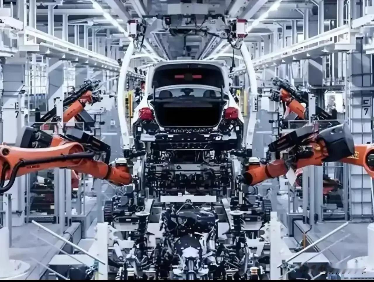 越南制造业表面风光，但实际上遇到的困难比当年的我们还要大，他要赶在中美特别是中国