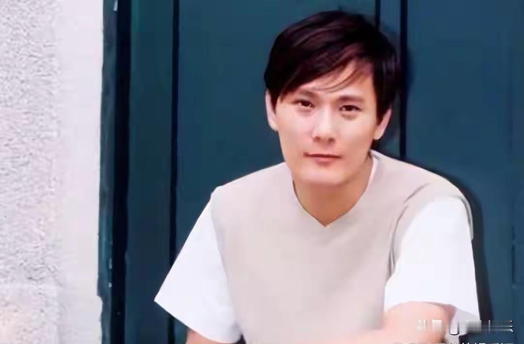 “不是不愿相守成婚，只是一旦结婚，她根本扛不住重压”：59岁张信哲刻骨铭心的初恋