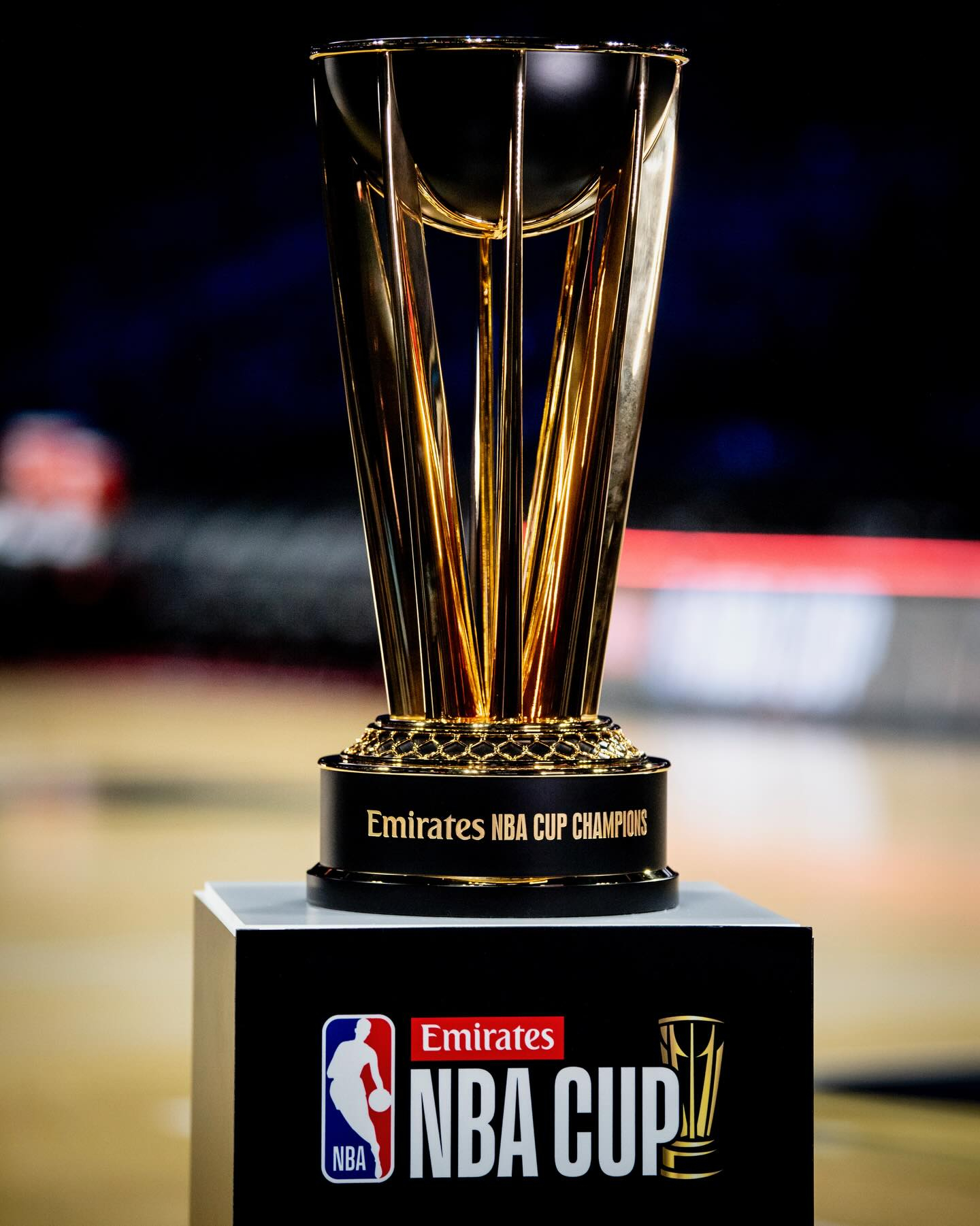 以下11支球队的4场NBA杯小组赛都没有被安排全美直播（0场）：太阳、爵士、快船
