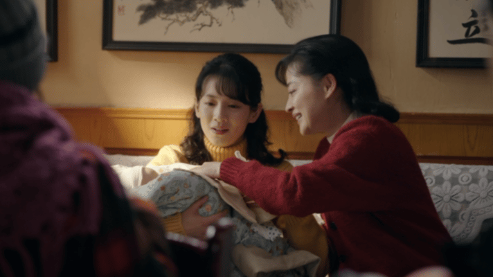 这才是过年宅家的正确打开方式赛场剧场看完你的看你的拒绝出门人挤人，宅家追更超惬意