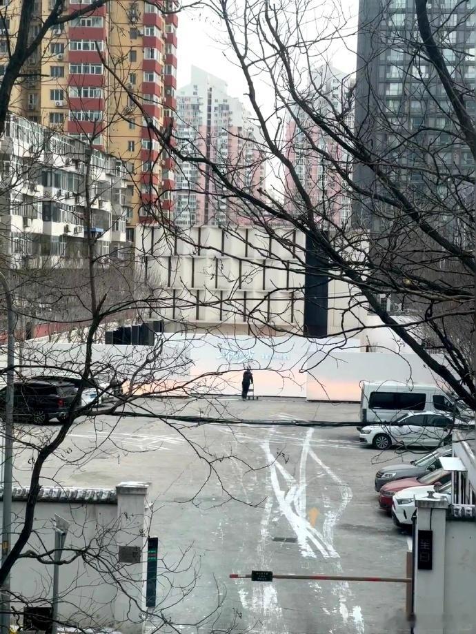 骄阳似我庆功宴的室外都搭个T台骄阳似我庆功宴流程骄阳似我庆功宴骄阳似我庆功宴火了