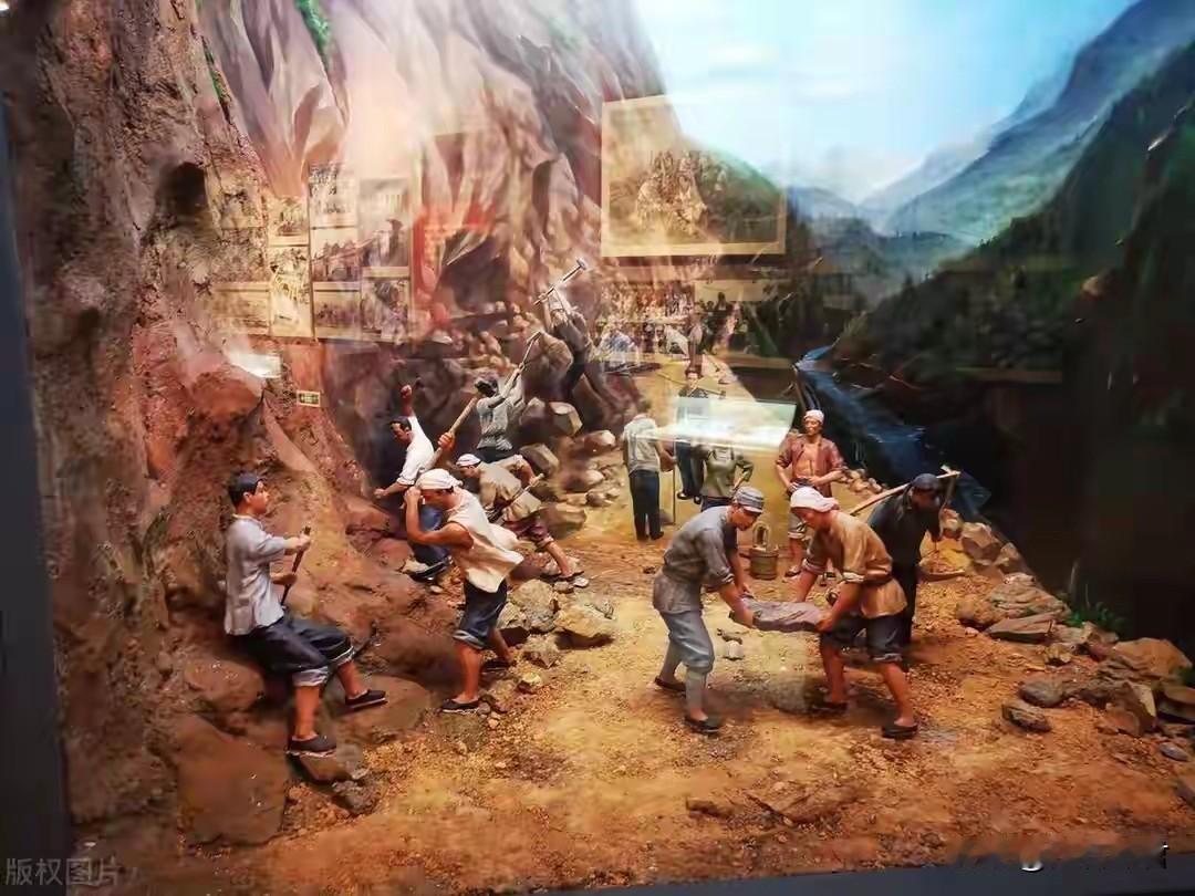 黄崖洞兵工厂保卫战

1938 年, 八路军挺进太行山区, 总部设在太行山西 麓