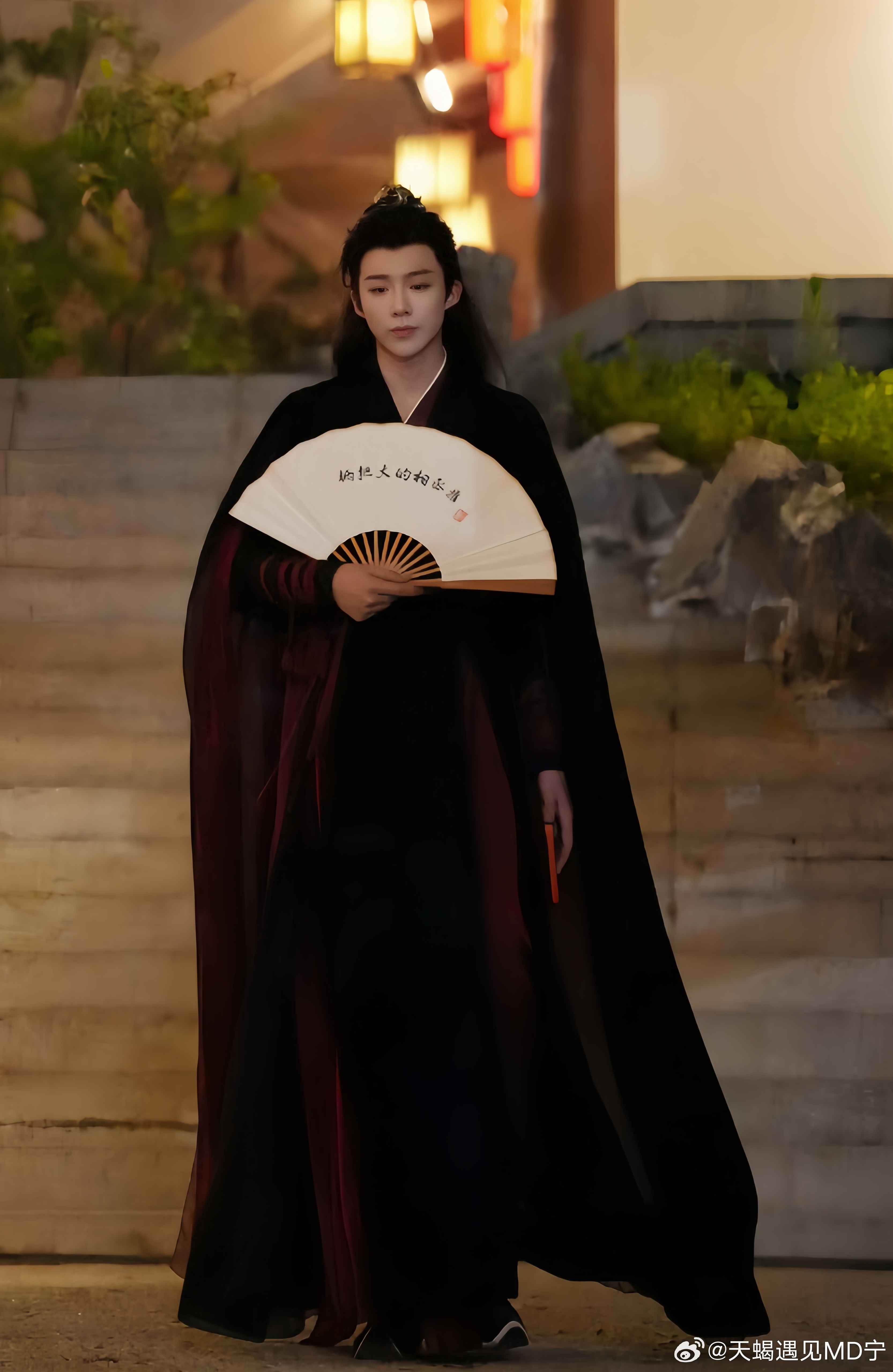 刘宇宁开始推理吧 ﻿ 翩翩公子似故人归，步步入我相思门。日为朝，月为暮，卿为朝朝