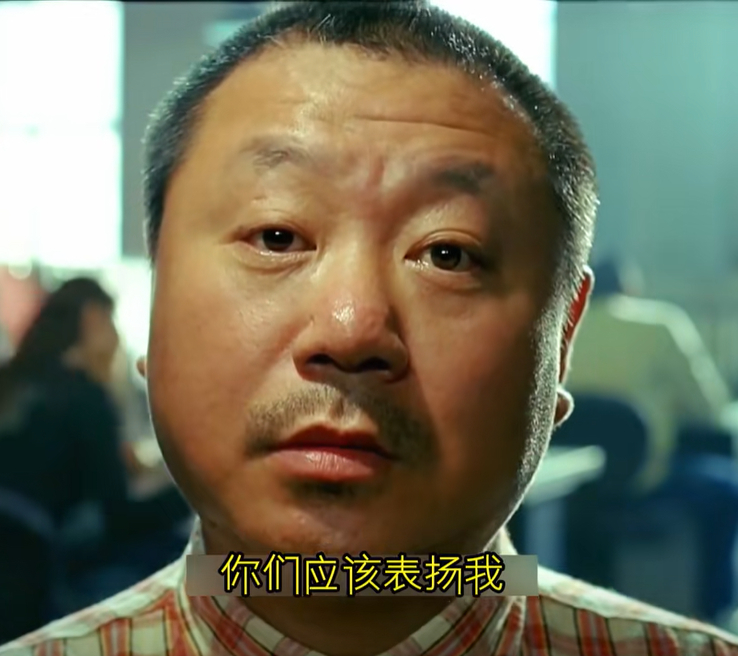把理发馆洗头躺的那个“床”买回家当床，这主意咋样？ ​​​