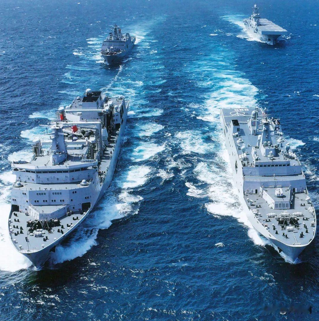 中国091型综合补给舰，作为我国自主研制的大型综合补给舰，是航母编队远洋作战的坚